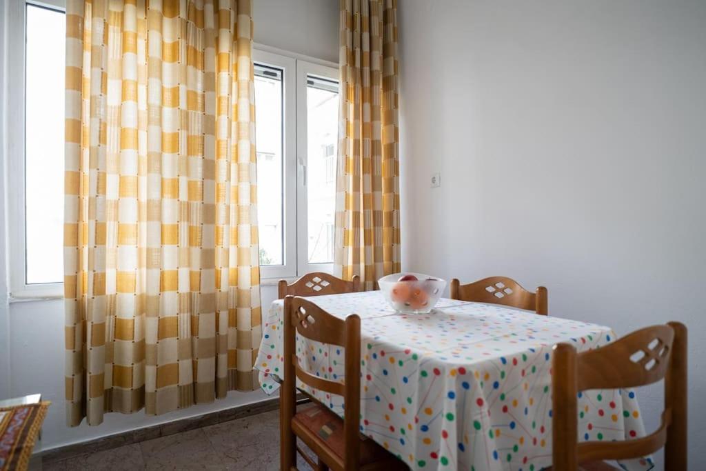 Theoni Central Apartment Kalampáka Ngoại thất bức ảnh